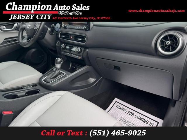 Photo of 2022 Black Hyundai KONA