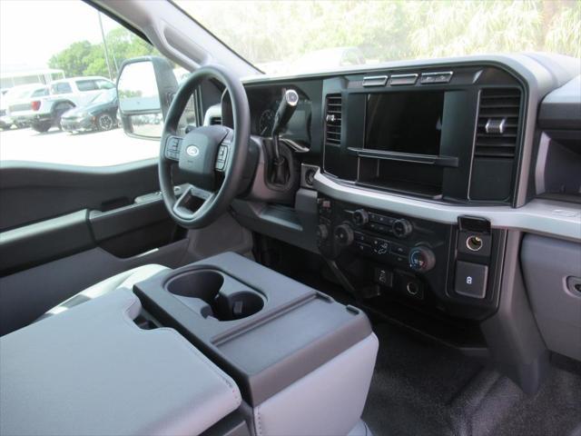 Photo of 2024 White Ford F-250