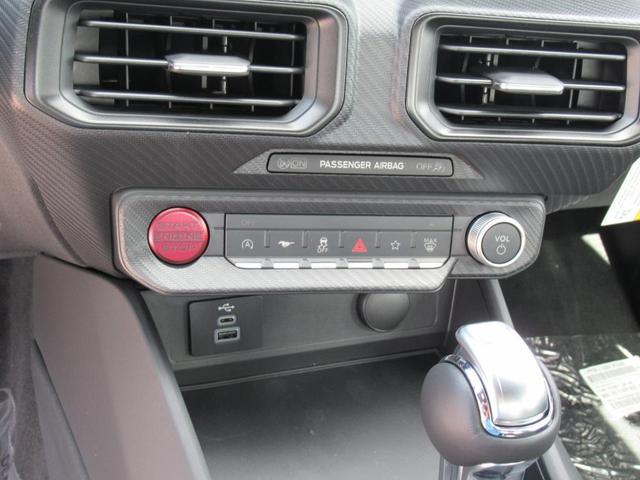 Photo of 2025 Oxford White Ford Mustang