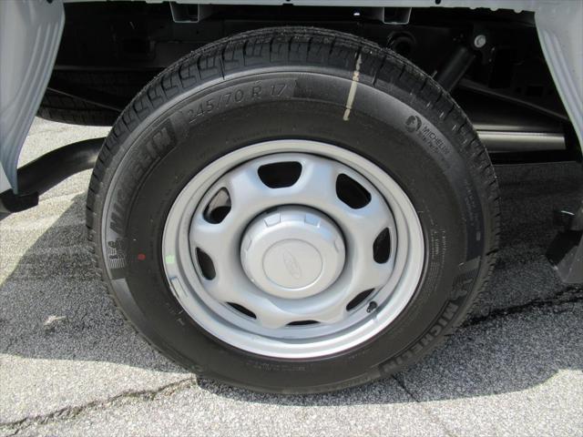 Photo of 2025 Oxford White Ford F-150
