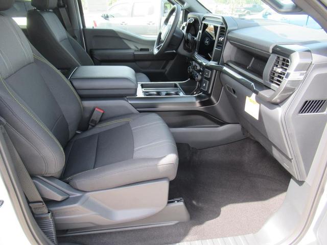 Photo of 2025 Oxford White Ford F-150
