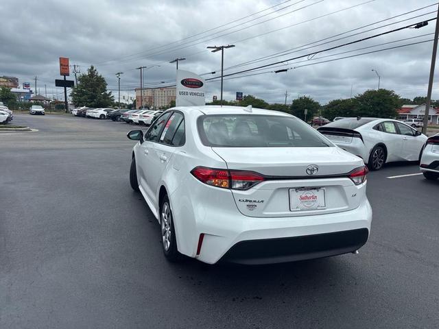 Photo of 2025 Ice Cap Toyota Corolla