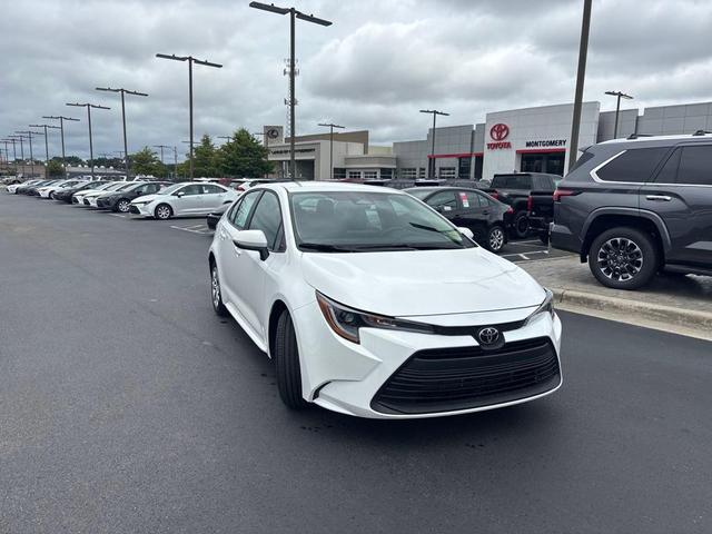 Photo of 2025 Ice Cap Toyota Corolla