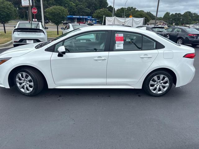 Photo of 2025 Ice Cap Toyota Corolla