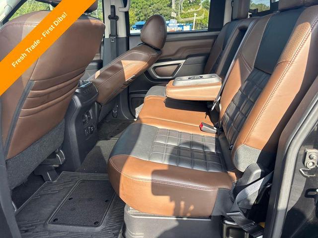 Photo of 2017 Magnetic Black Nissan Titan