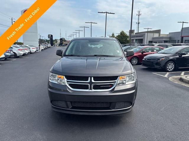 Photo of 2014 Granite Crystal Metallic Clearcoat Dodge Journey