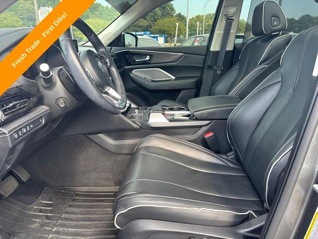 Photo of 2023 Liquid Carbon Metallic Acura MDX
