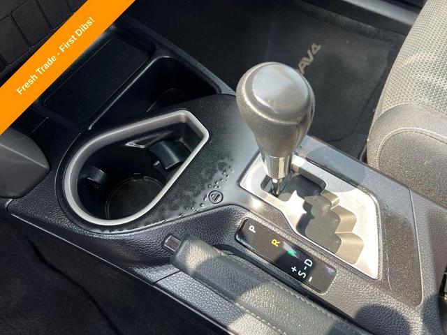 Photo of 2017 Silver Sky Metallic Toyota RAV4