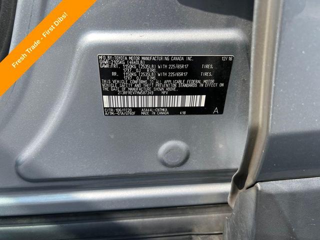 Photo of 2017 Silver Sky Metallic Toyota RAV4