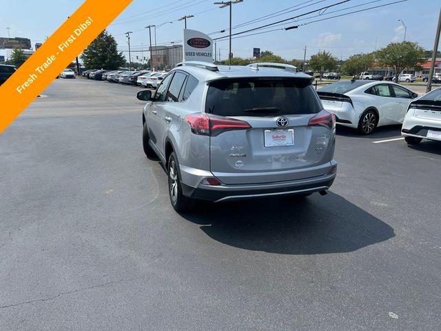 Photo of 2017 Silver Sky Metallic Toyota RAV4