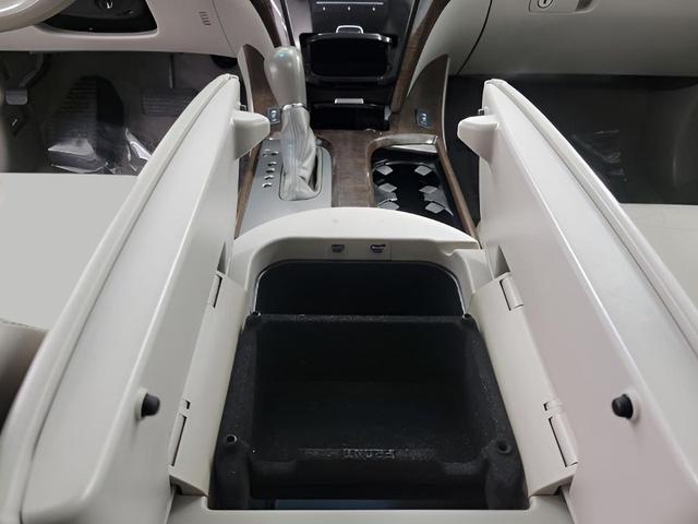 Photo of 2012 Bali Blue Pearl Acura MDX