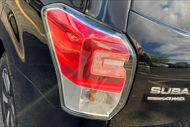 Photo of 2018 Crystal Black Silica Subaru Forester
