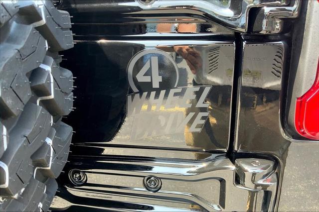 Photo of 2024 Black Clearcoat Jeep Wrangler