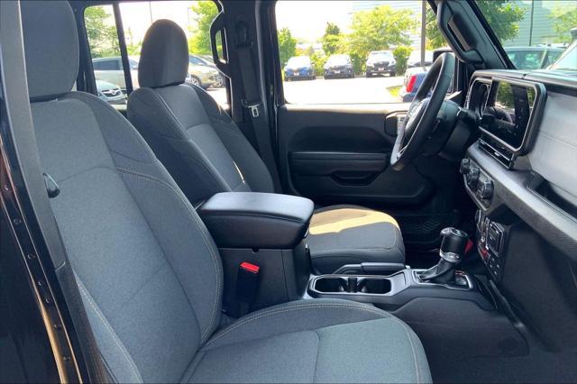 Photo of 2024 Black Clearcoat Jeep Wrangler