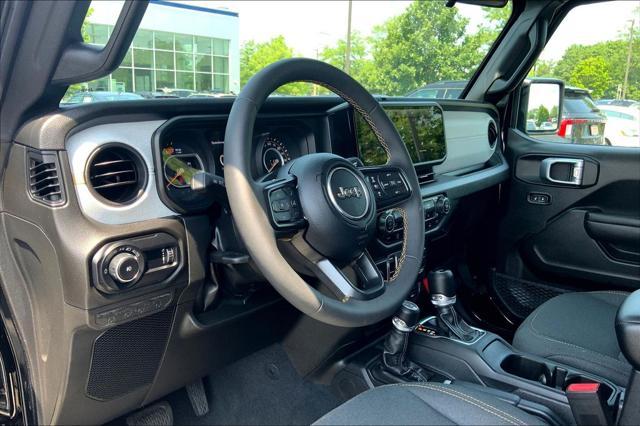 Photo of 2024 Black Clearcoat Jeep Wrangler