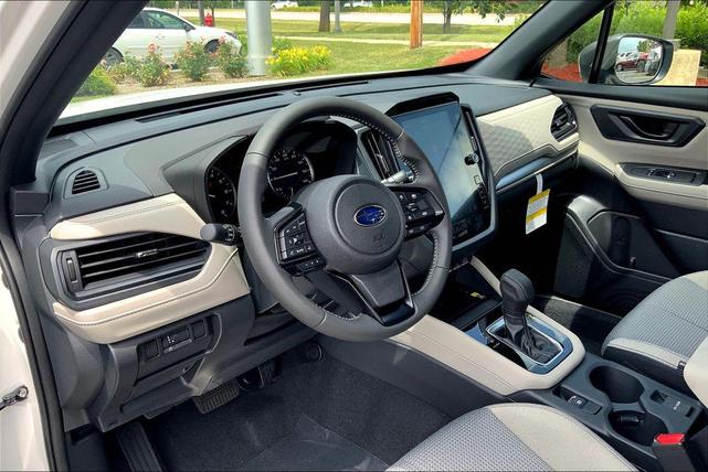 Photo of 2025 Crystal White Pearl Subaru Forester