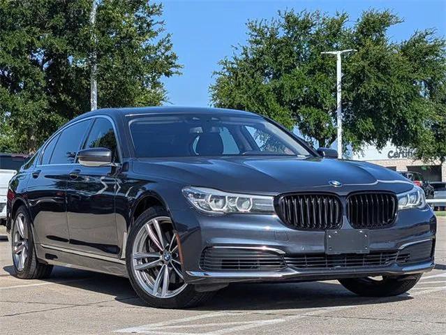 2019 BMW 740