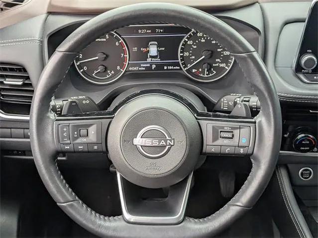 Photo of 2022 Super Black Nissan Rogue