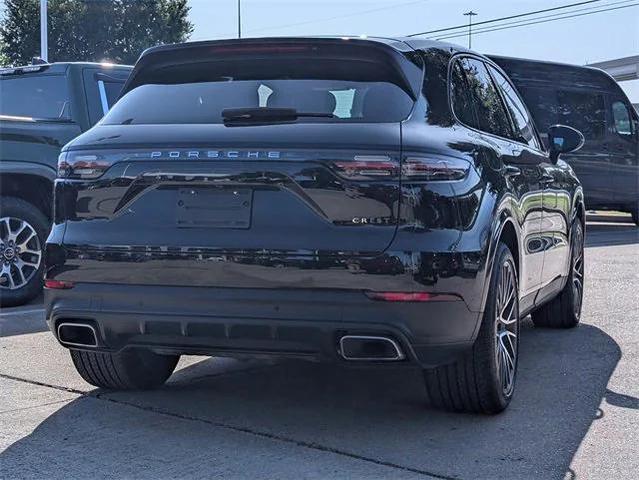 Photo of 2022 Black Porsche Cayenne