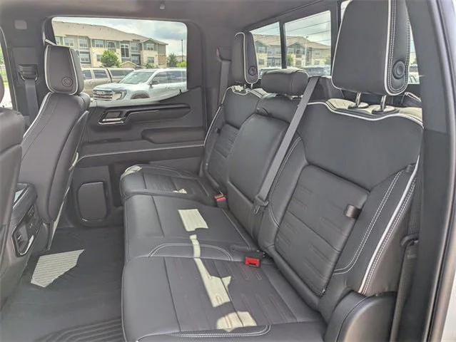 Photo of 2025 Summit White GMC Sierra 1500