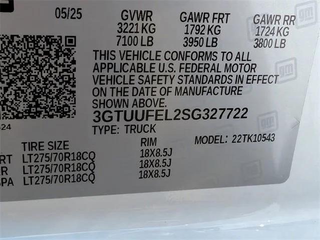 Photo of 2025 Summit White GMC Sierra 1500