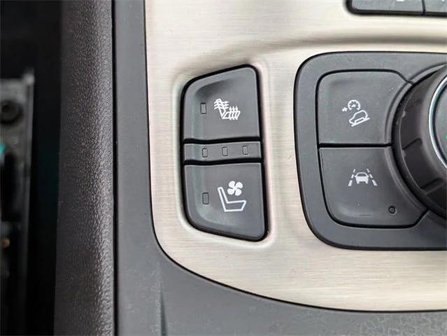 Photo of 2021 Quicksilver Metallic GMC Terrain