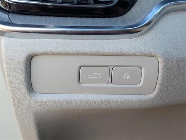 Photo of 2024 Bright Dusk Metallic Volvo S60 Recharge Plug-In Hybrid