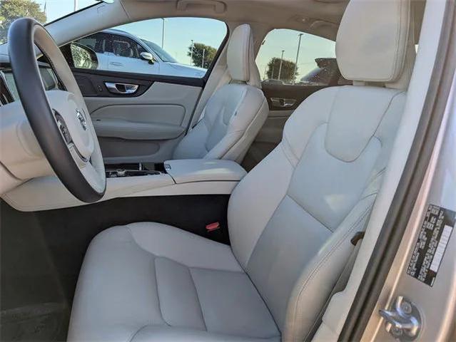 Photo of 2024 Bright Dusk Metallic Volvo S60 Recharge Plug-In Hybrid