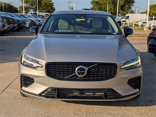 Photo of 2024 Bright Dusk Metallic Volvo S60 Recharge Plug-In Hybrid