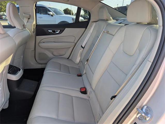 Photo of 2024 Bright Dusk Metallic Volvo S60 Recharge Plug-In Hybrid