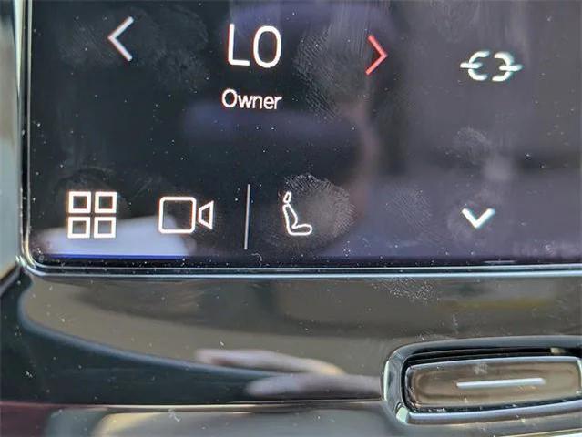 Photo of 2024 Bright Dusk Metallic Volvo S60 Recharge Plug-In Hybrid