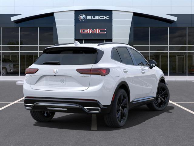 Photo of 2025 White Frost Tricoat Buick Envision