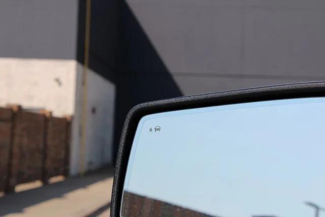 Photo of 2024 Iridescent Pearl Tricoat Chevrolet Silverado 1500