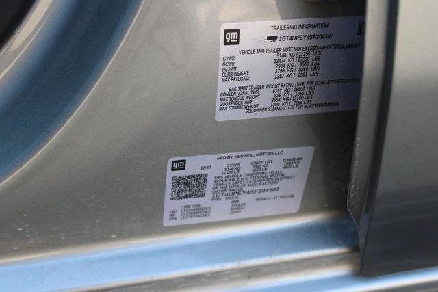 Photo of 2025 Sterling Metallic GMC Sierra 2500
