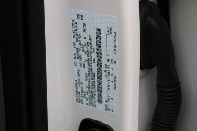 Photo of 2024 Star White Metallic Tri-Coat Ford F-150