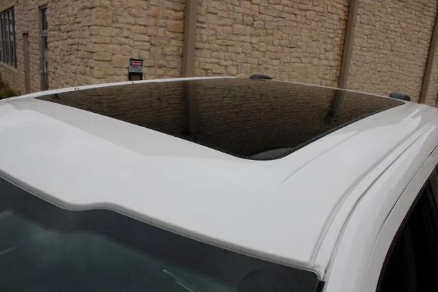 Photo of 2024 Star White Metallic Tri-Coat Ford F-150