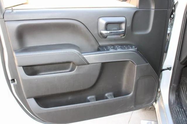 Photo of 2018 Silver Ice Metallic Chevrolet Silverado 1500