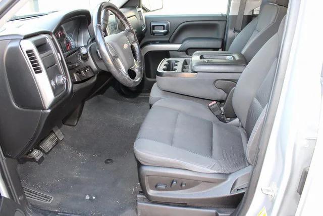 Photo of 2018 Silver Ice Metallic Chevrolet Silverado 1500