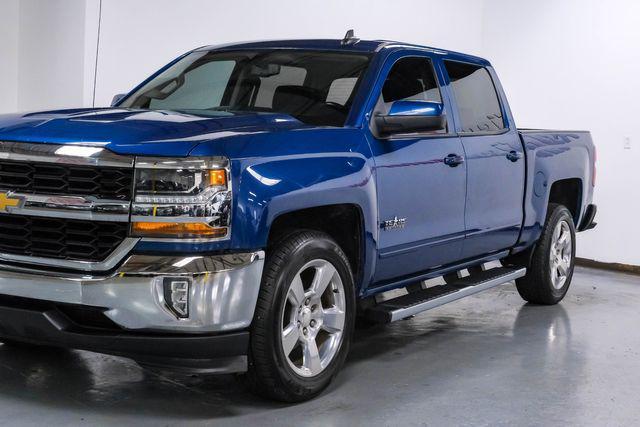 Photo of 2018 Deep Ocean Blue Metallic Chevrolet Silverado 1500