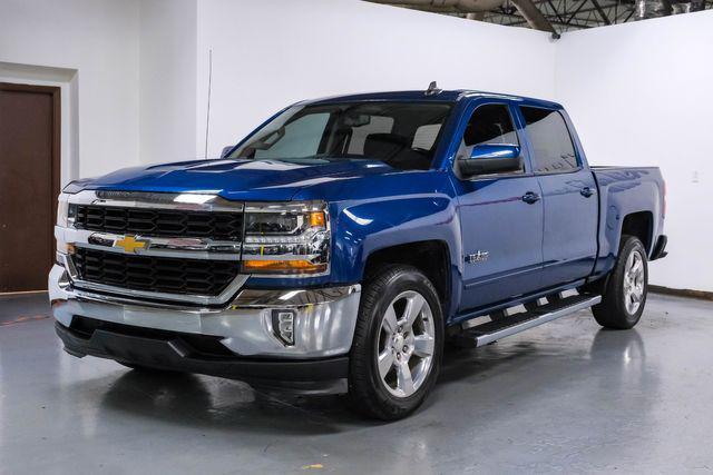 Photo of 2018 Deep Ocean Blue Metallic Chevrolet Silverado 1500