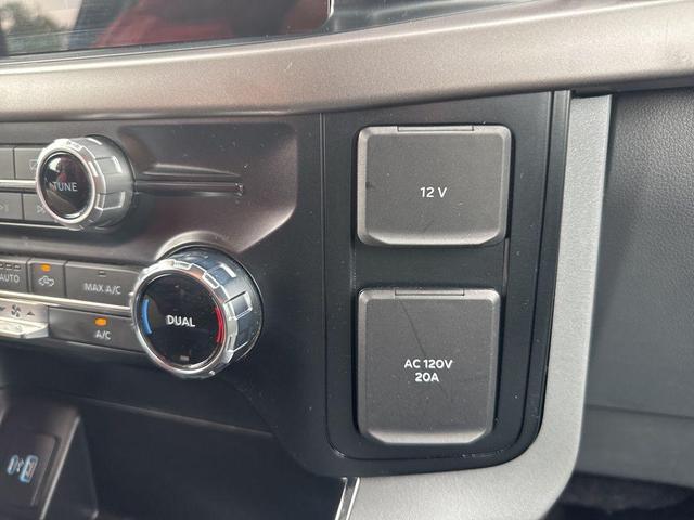 Photo of 2024 Agate Black Metallic Ford F-150