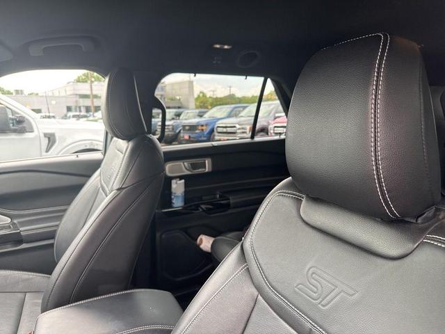 Photo of 2022 Stone Blue Metallic Ford Explorer