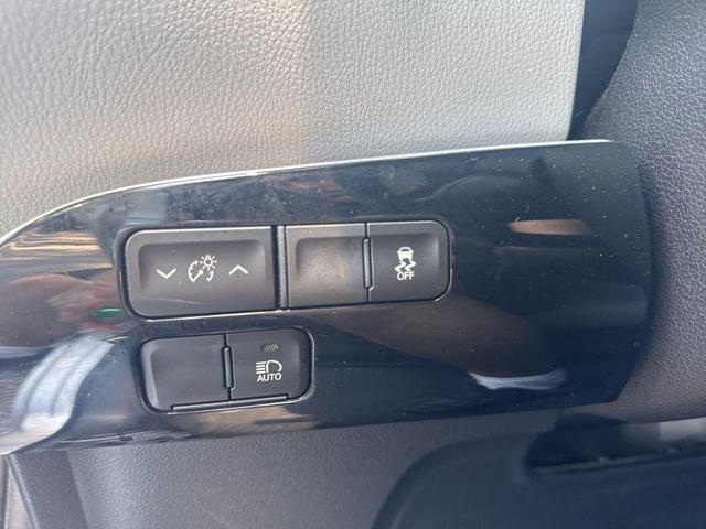Photo of 2019 Silver Toyota Prius