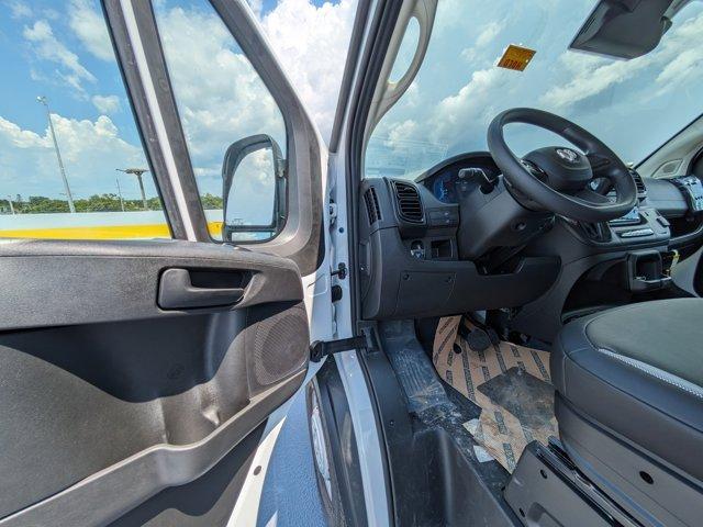 Photo of 2025 Bright White Clearcoat RAM ProMaster 1500