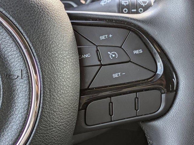 Photo of 2022 Alpine White Clearcoat Jeep Renegade