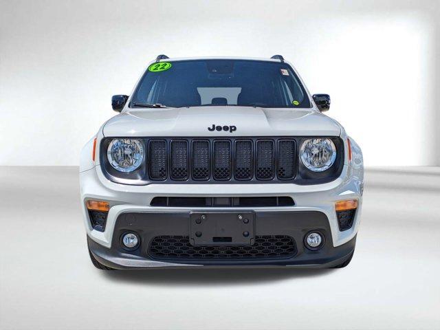 Photo of 2022 Alpine White Clearcoat Jeep Renegade