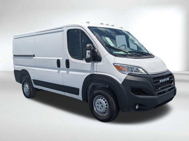 Photo of 2025 Bright White Clearcoat RAM ProMaster 1500
