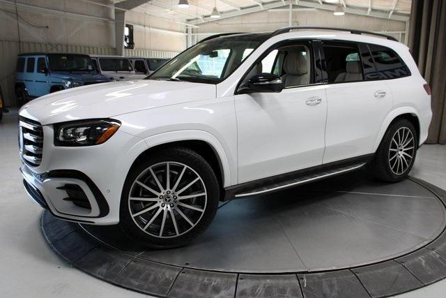 Photo of 2024 Polar White Mercedes-Benz GLS 580