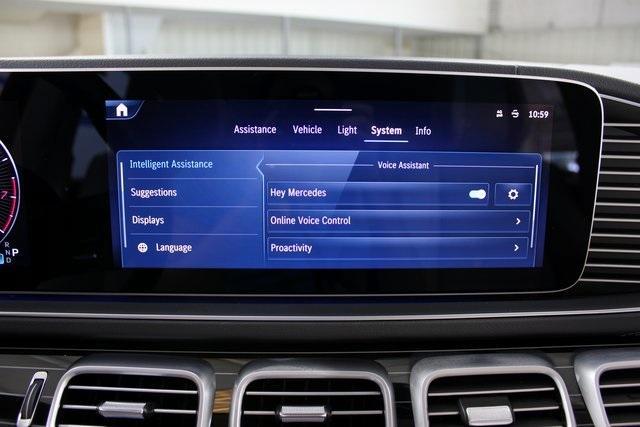 Photo of 2024 Polar White Mercedes-Benz GLS 580