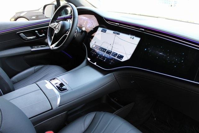 Photo of 2023 Obsidian Black Metallic Mercedes-Benz EQS 580